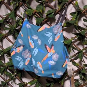 Patagonia Nanogrip Nireta Teal Parrots Top M NWT